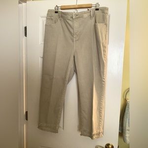 Chico’s Fringed Ankle Pants Size 3.5 (18)